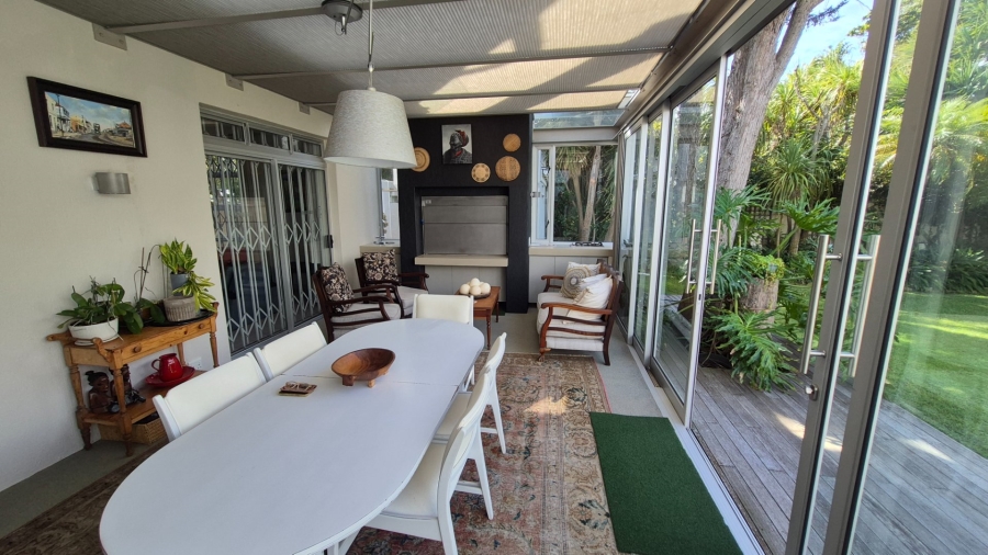 4 Bedroom Property for Sale in Summerstrand Eastern Cape